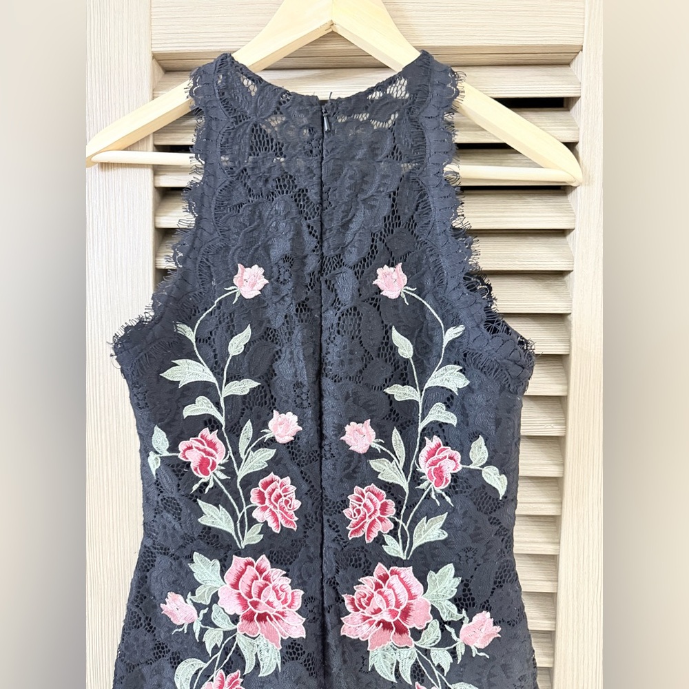 Betsy & Adam Black Dress with Pink Floral Design 6 - Picture 6 of 10
